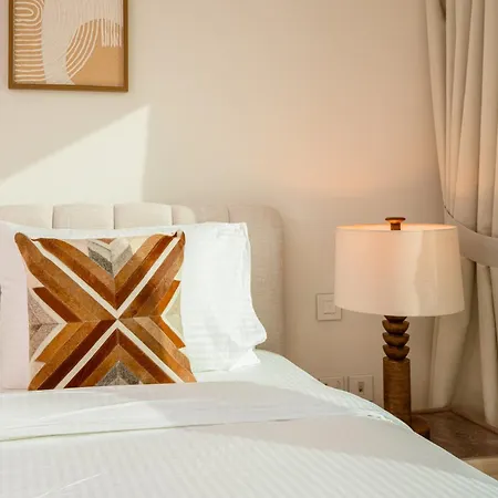 Prime Retreats @ Downtown Views By Emaar Apartment Dubai Room photo