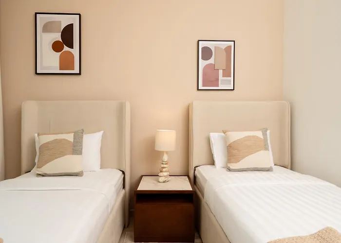 Prime Retreats @ Downtown Views By Emaar