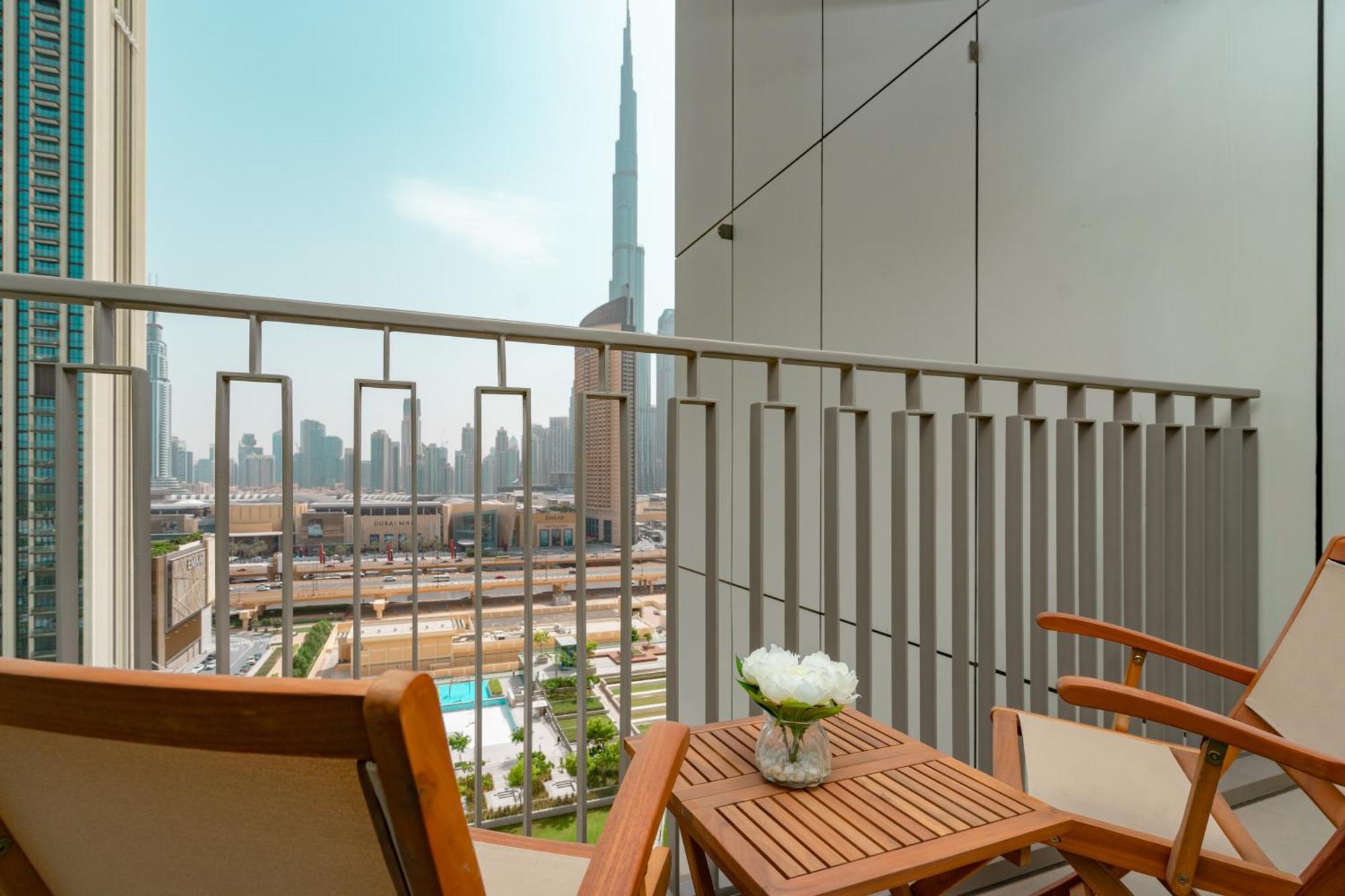 Prime Retreats @ Downtown Views By Emaar Appartamento