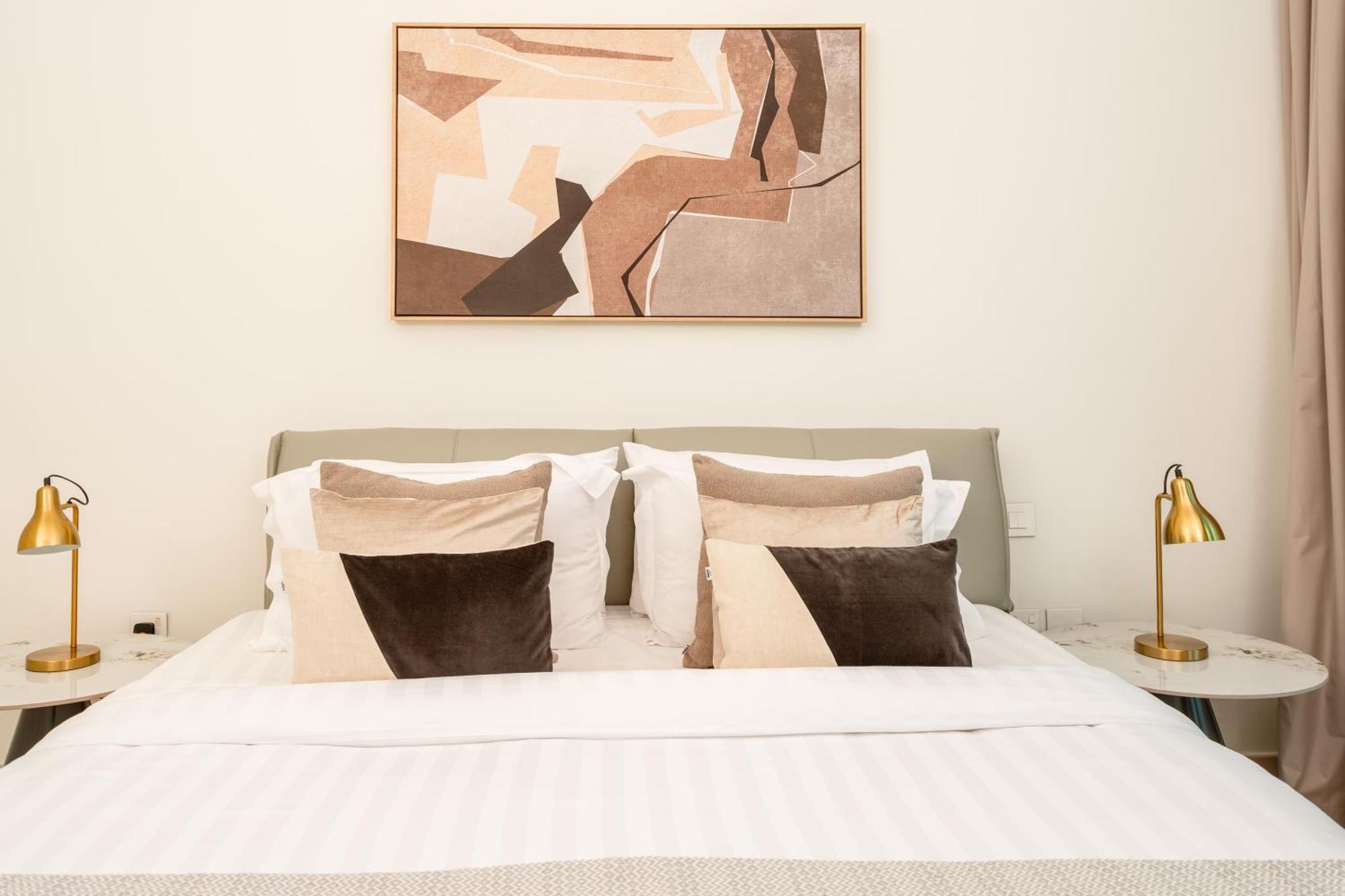Prime Retreats @ Downtown Views By Emaar * Dubaï