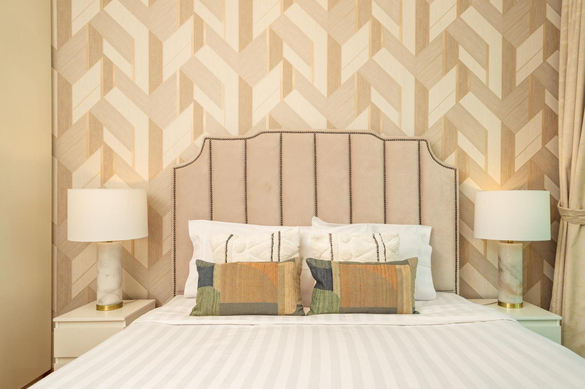 Prime Retreats @ Downtown Views By Emaar * Dubaï